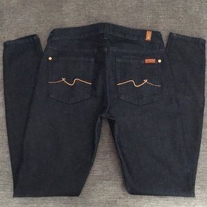 Women’s 7 For All Mankind Jeans. Size 28.